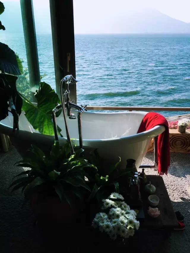 杨丽萍的太阳宫简介,杨丽萍太阳宫全部照片