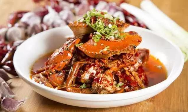 贵阳美食地图及路线,贵阳喷水池地铁站美食街