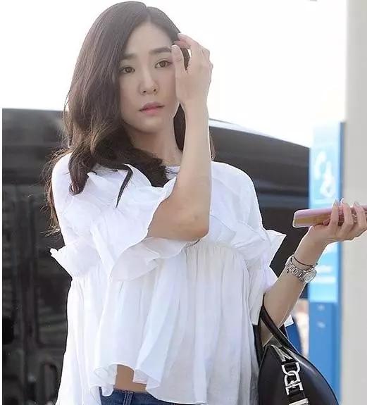 韩剧同款首饰,宋仲基片场被拍与宋慧乔同款卫衣