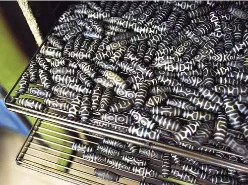 西藏的天珠,天珠造假的全过程视频