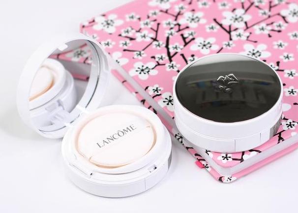 阿玛尼气垫好还是兰蔻cc气垫好,兰蔻气垫CC卡粉吗