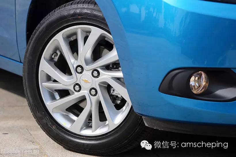 10万之内大空间的车,10万左右轿车大空间