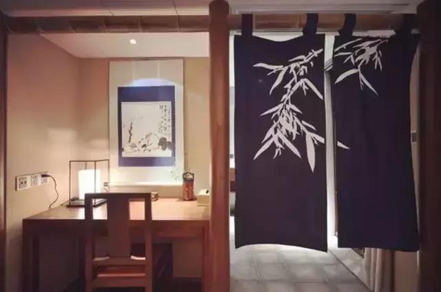 杭州不足山宿：清风中我徐徐相迎，愿你往来是归客