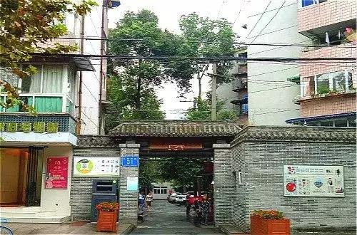 首付10万买精装套三带露台,全新精装套二首付19万