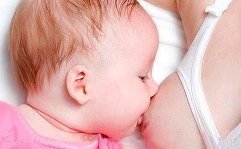 产后如何排空奶水,产后奶水少让宝宝多吸吮的好处