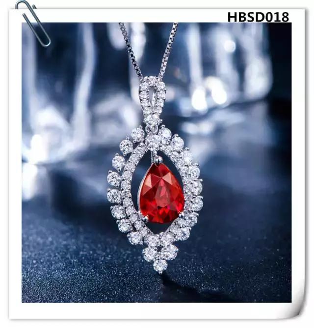 老凤祥红宝石吊坠款式,蓝宝石吊坠经典款式