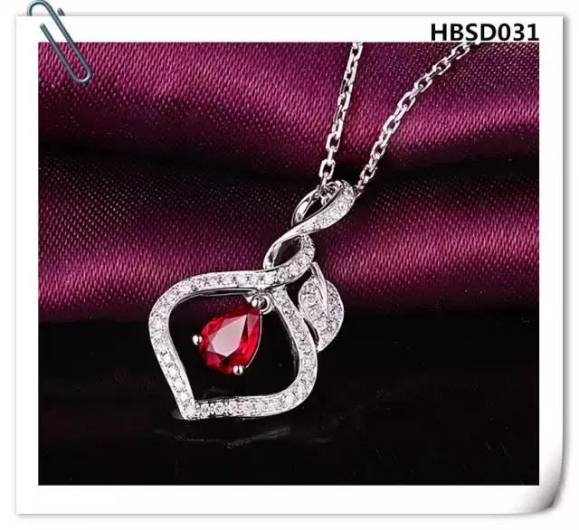 老凤祥红宝石吊坠款式,蓝宝石吊坠经典款式