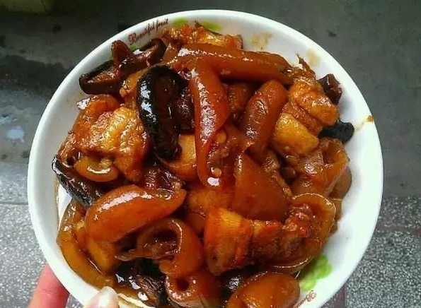 猪皮的味道,猪皮的味道怎样去掉