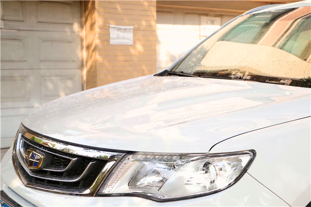 吉利博越车漆效果图,只需一招让您的爱车焕然一新