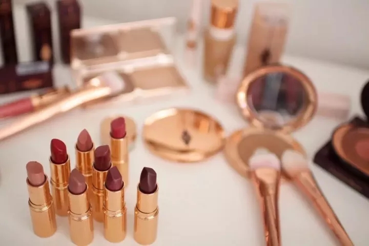 2018口红断货王买到都靠抢,香奈儿可可小姐口红断货王