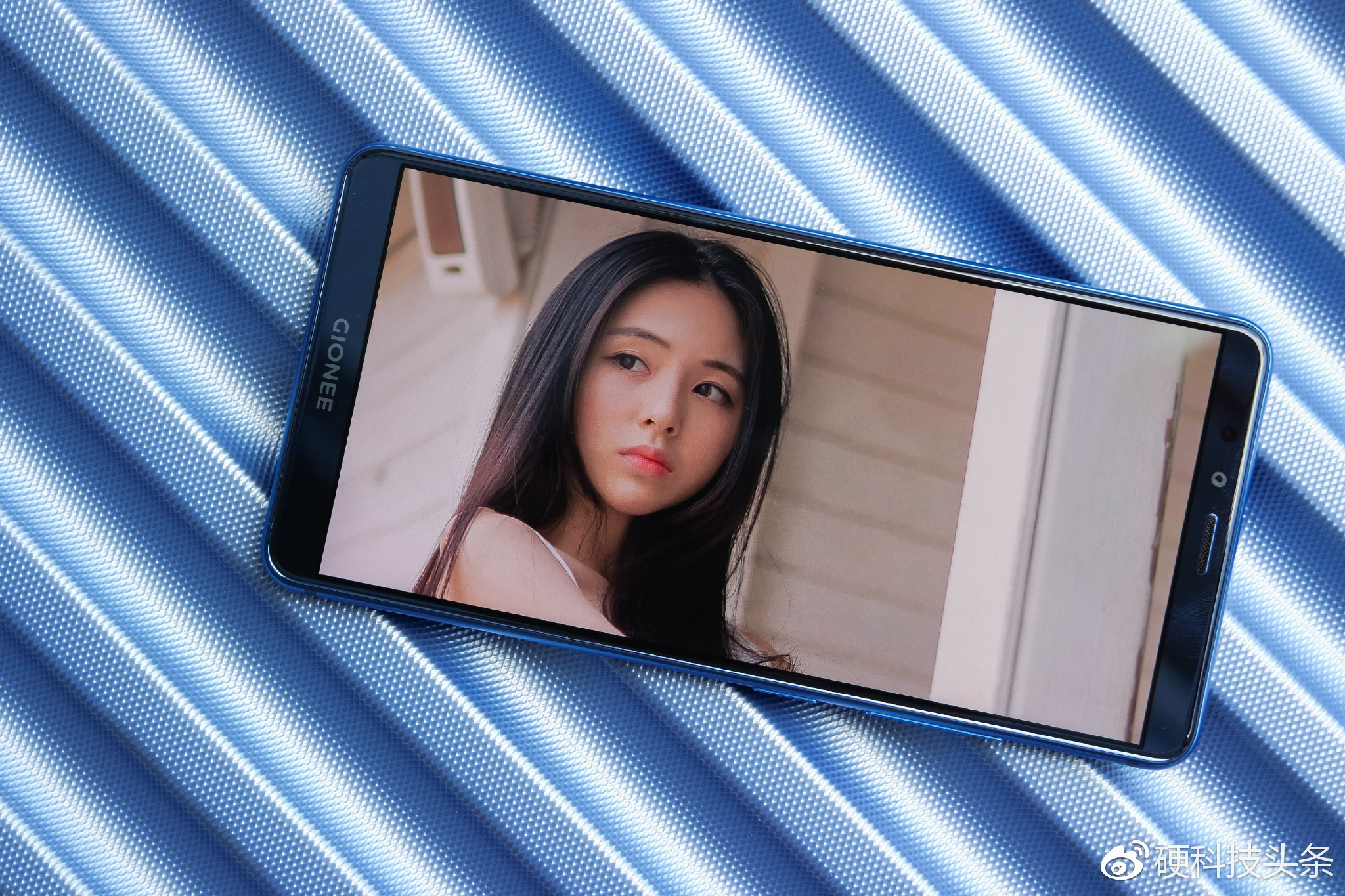 金立m7测评,全面屏手机性能好