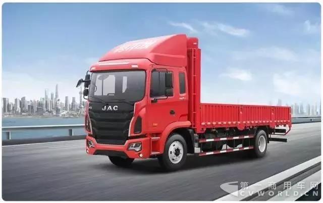 江淮格尔发5.8米的最新版货车配置,二手江淮格尔发四缸220多少钱