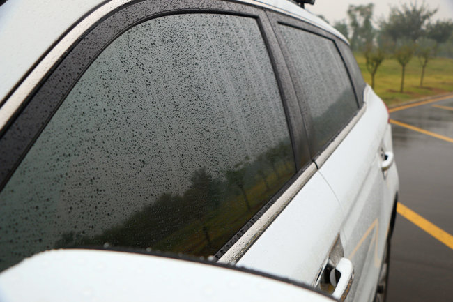 吉利博越车漆效果图,只需一招让您的爱车焕然一新