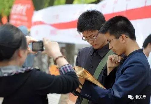 是什么让这些才华横溢的人心甘情愿留在天等，而不去大城市？