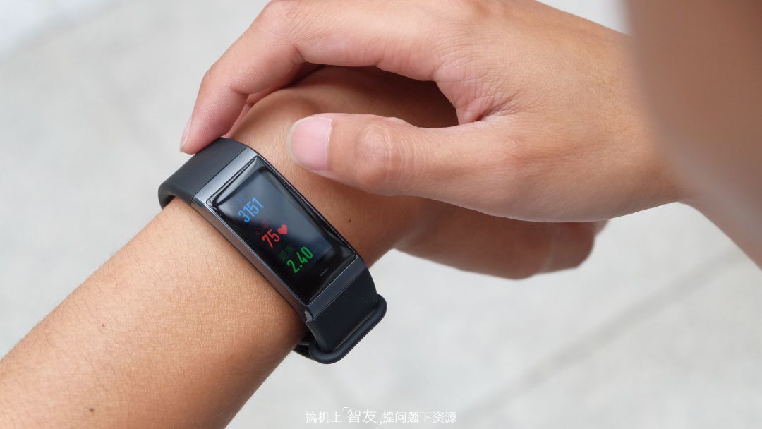 手段上的运动健康管家：AMAZFIT米动手环体验谈