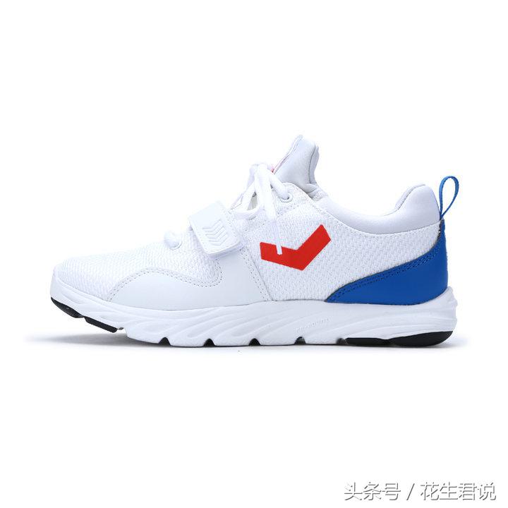 还差一双运动鞋，就能变成酷炸的小姐姐