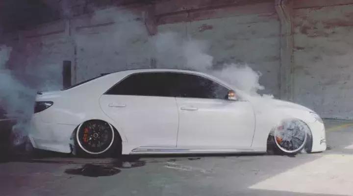 妹子眼中的锐志,锐志有多少人喜欢