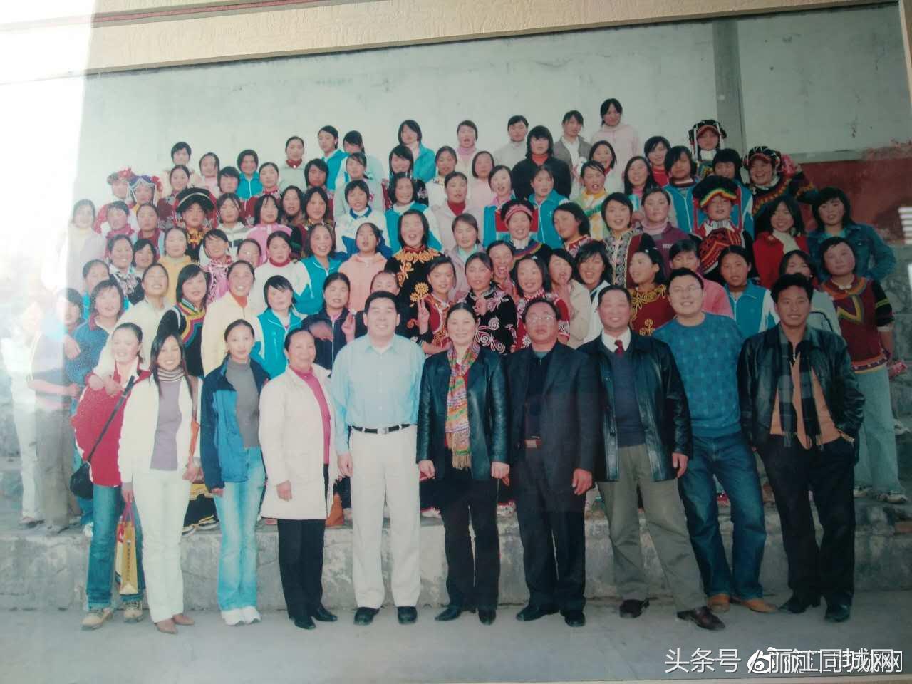 一海外华的侨善举感动丽江小凉山