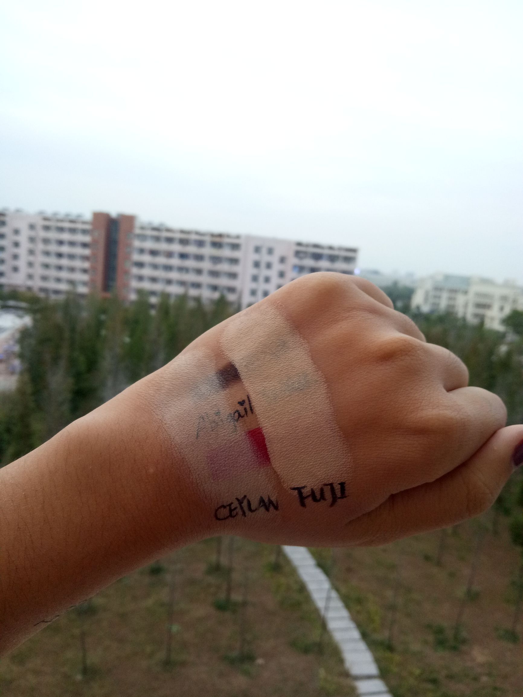 nars粉底sheerglow,narsglow粉底液