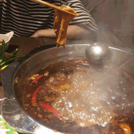 空姐辞职开串串火锅,空姐辞职回家创业