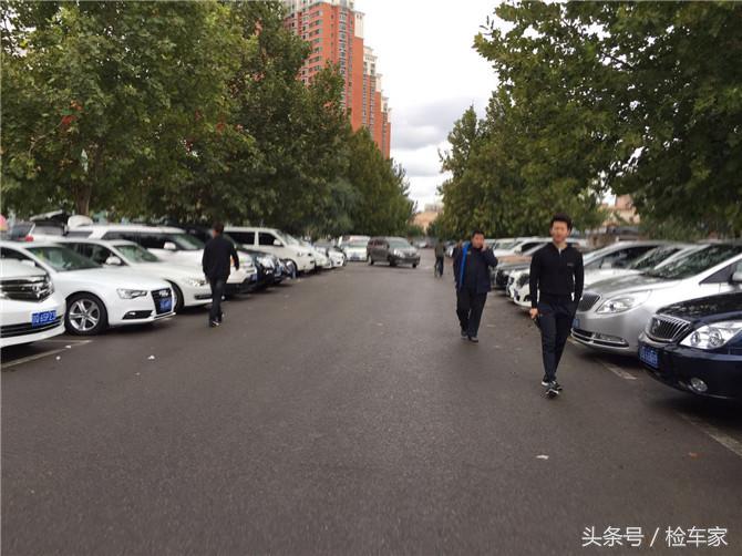 捡漏奔驰二手车,5-6万预算买奔驰r