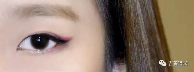 招桃花的眼睛怎么形容,招桃花旺姻缘2020