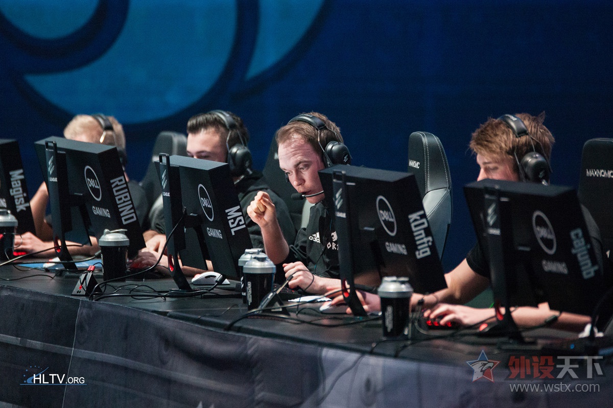 zowiefk鼠标评测,zowie白色特别版