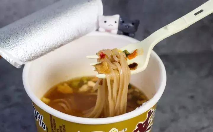 童年零食老版小当家,童年零食旺仔