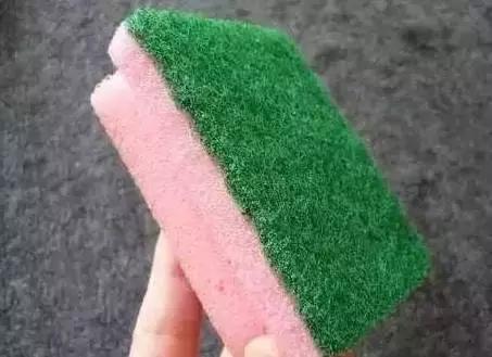 为什么刚买的毛衣容易起球,新买的毛衣起球了怎么办