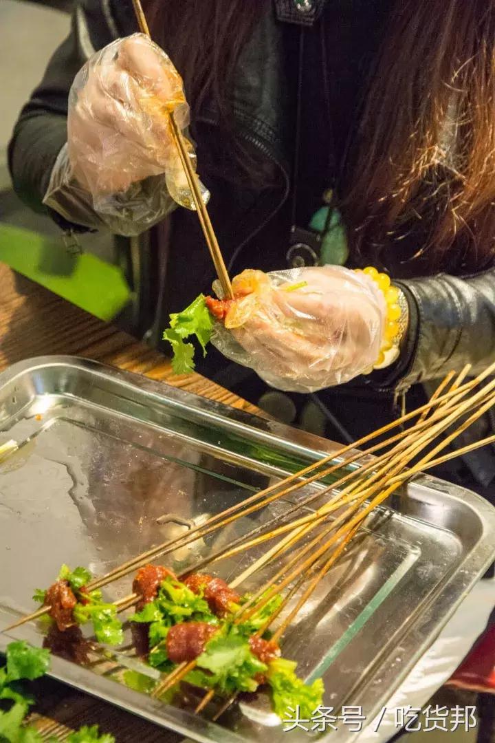 空姐辞职开串串火锅,空姐辞职回家创业