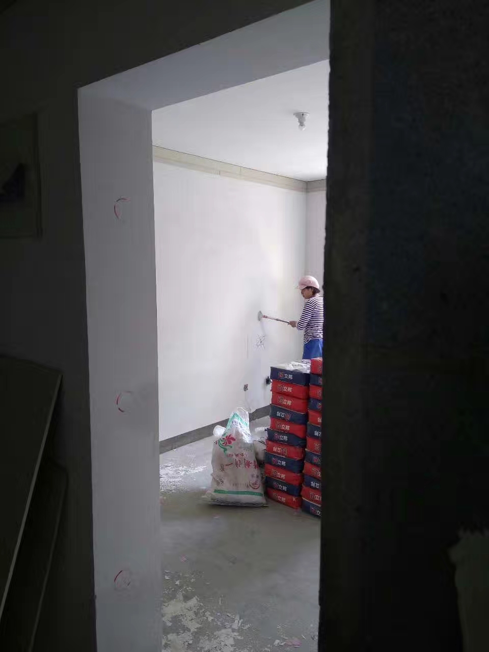 145平意式极简装修暖色,15万装修120平轻奢风