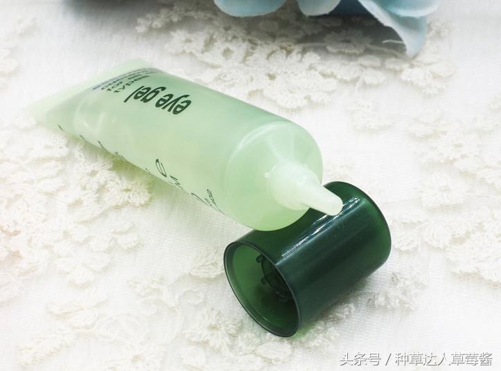 眼霜到底有多好,明星教你如何正确使用眼霜