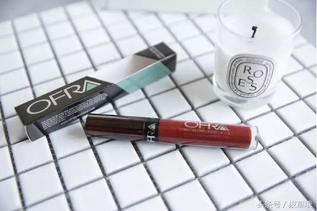 唇色深的妹子,唇色深皮肤黄适合什么颜色口红