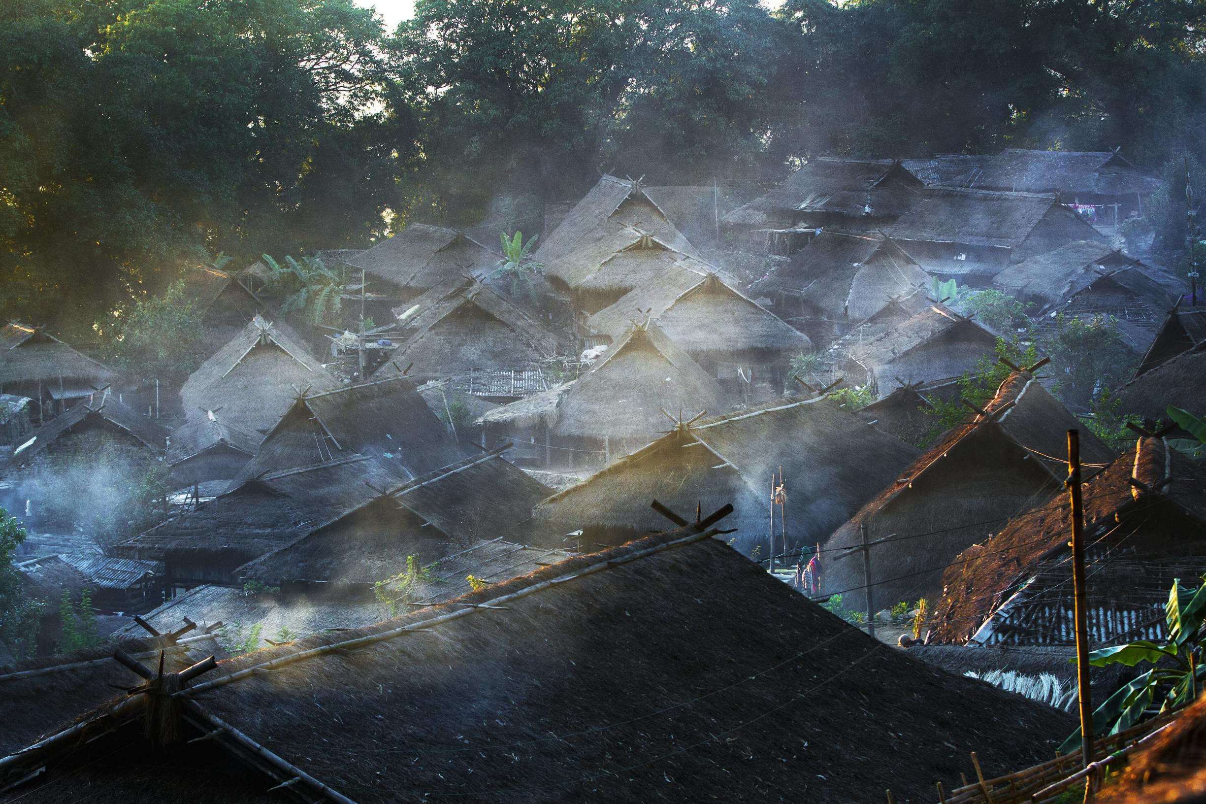 云南沧源翁丁佤寨原始部落,勐来乡到沧源翁丁原始部落几公里