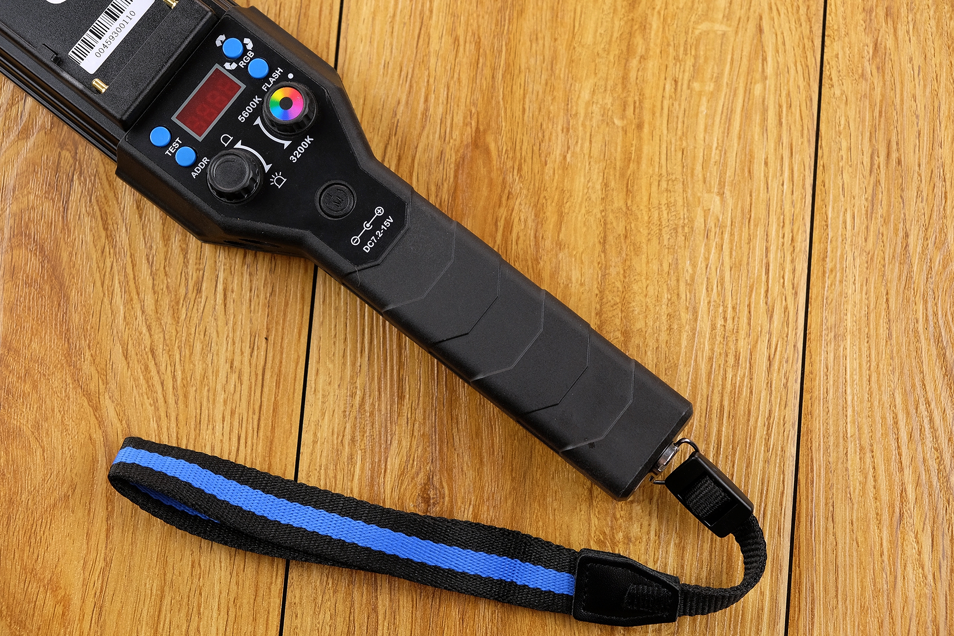 人像摄影补光灯推荐,怎样选择户外人像摄影补光灯