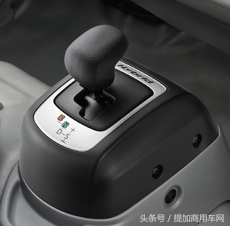 新能源汽车比燃油卡车好吗,新能源车和天然气车哪个更好点