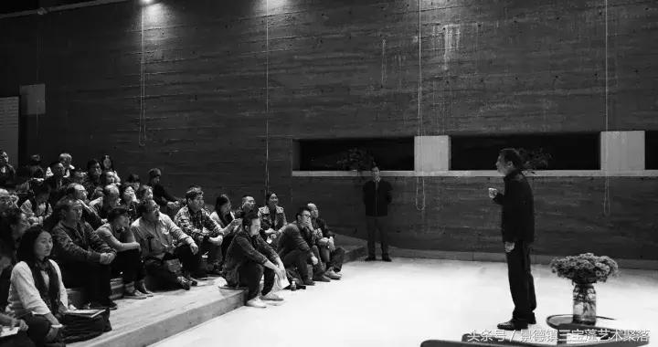 「西席陪你读书」｜在清华大学博士眼中，景德镇是个啥样子