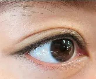 日本女生用的眼线笔,日本妹子眼线胶笔