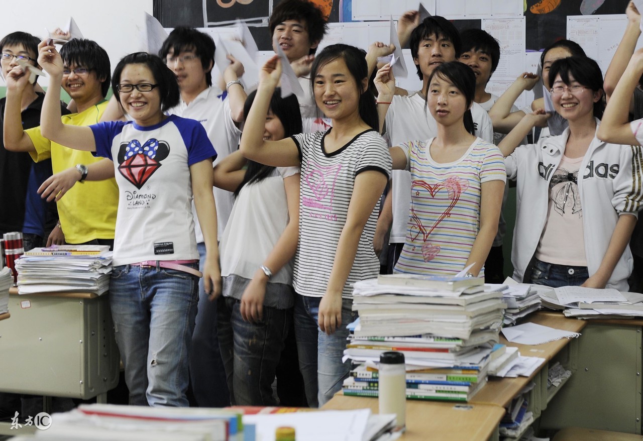 初级会计职称有几套卷子,中级会计衔接视频