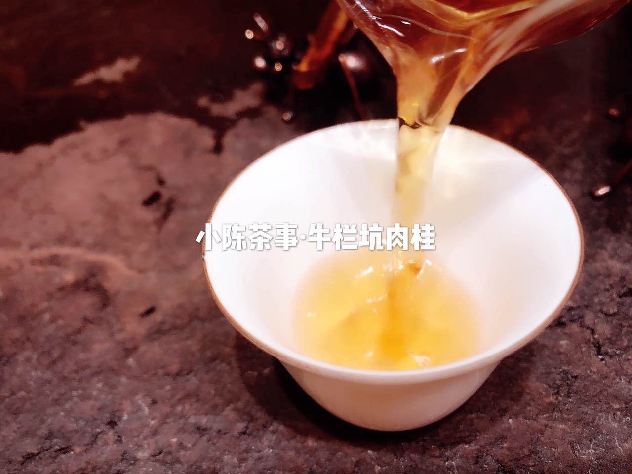 如何判断岩茶的好坏,怎么看岩茶是否焙透