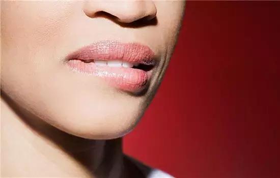 怎样有效祛唇纹,开塞露可以祛唇纹吗