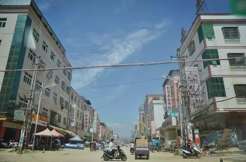 吉隆镇最繁华的时候有多少人,惠东吉隆在哪里