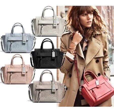 有哪些轻奢女包,值得买的轻奢女包