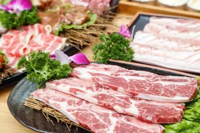 走一波，终于截至这家月销60W的人气烤肉店从市中心开到城南了！