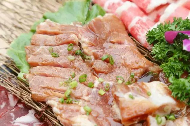 走一波，终于截至这家月销60W的人气烤肉店从市中心开到城南了！