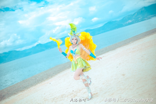 美女小姐姐cos妲己热情桑巴,王者荣耀夏日游戏节妲己cos