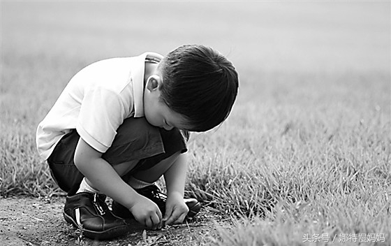 孩子内向不会和人相处,孩子性格内向不善于沟通