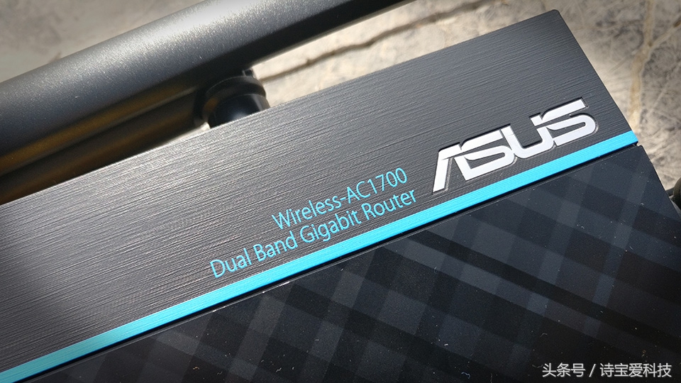华硕rt-acrh17测评,华硕rt-acrh17最新固件