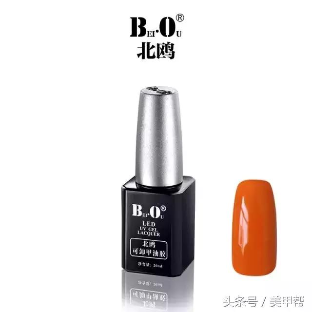 焦糖色美甲显白还是显黑,焦糖色系美甲