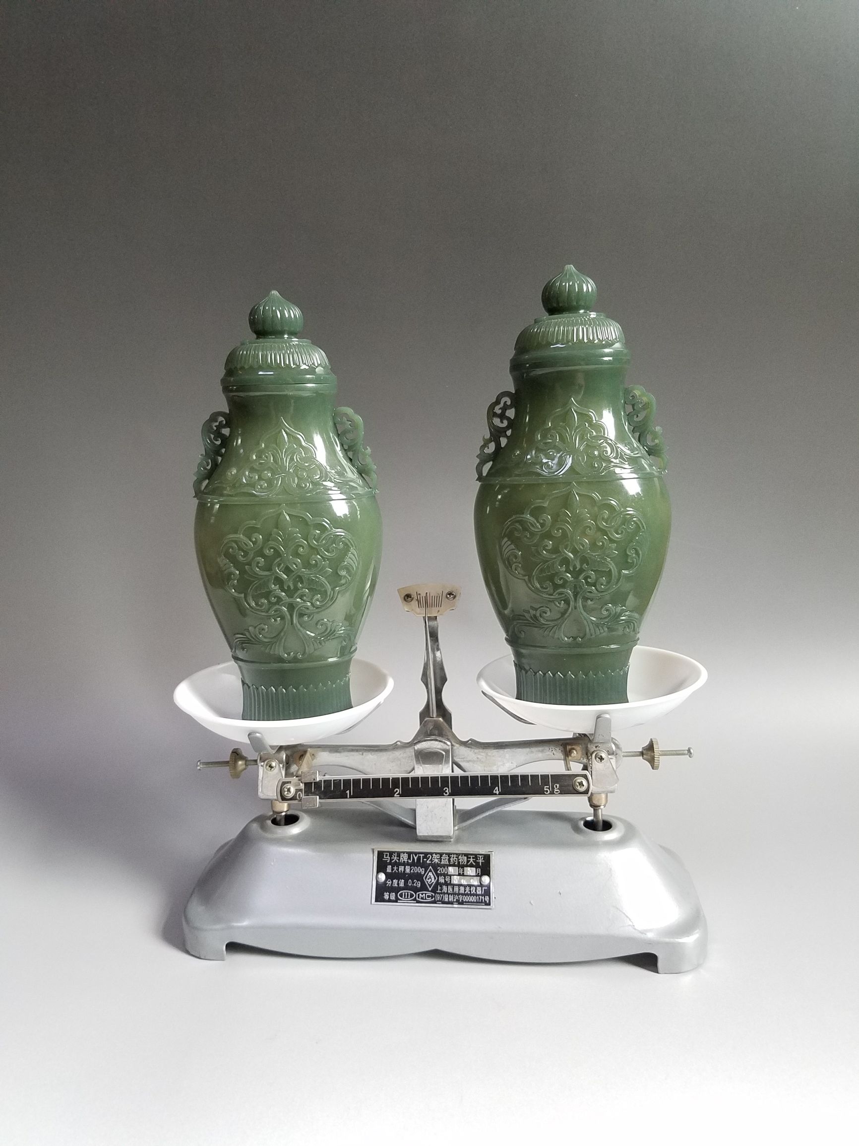 玉雕的传承与创新同样重要,传承弘扬中国玉雕文化